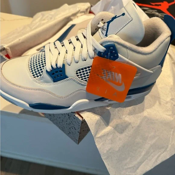 New Air Jordan Retro. - Picture 2 of 8